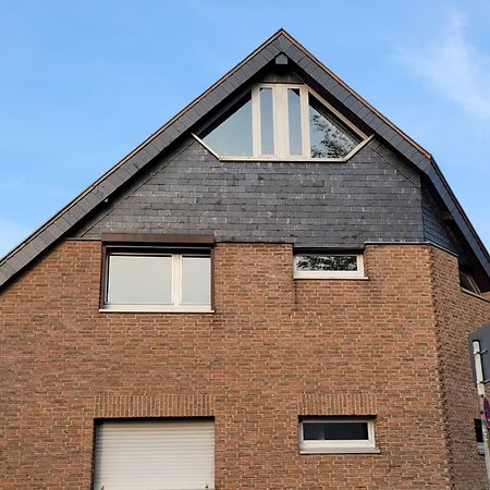 Messezimmer Am Thewissenweg Düsseldorf Zewnętrze zdjęcie