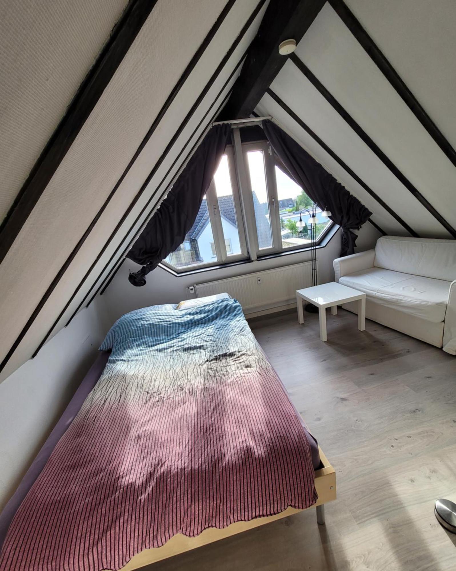 Messezimmer Am Thewissenweg Düsseldorf Zewnętrze zdjęcie